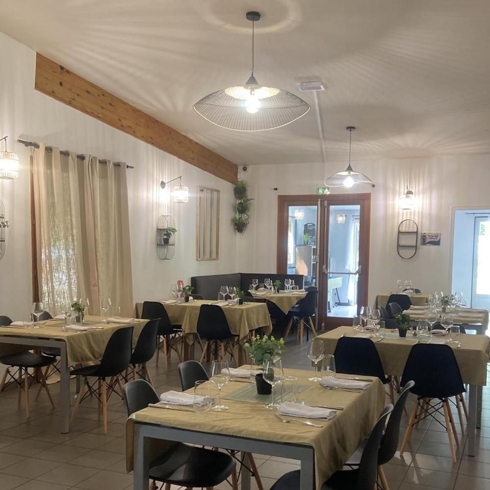 Charmant Cottage Dans Domaine Prive Signy-le-Petit Buitenkant foto
